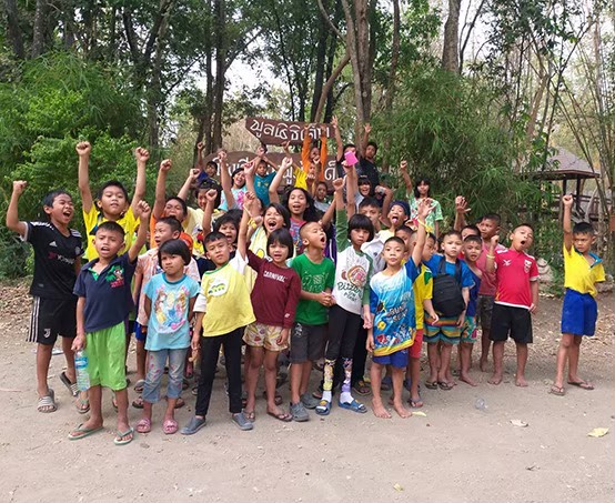 海外支援：タイ・子ども財団への寄付