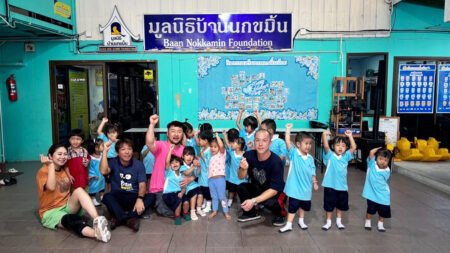 海外支援：タイ孤児院・Baan Nokkaminへの寄付訪問